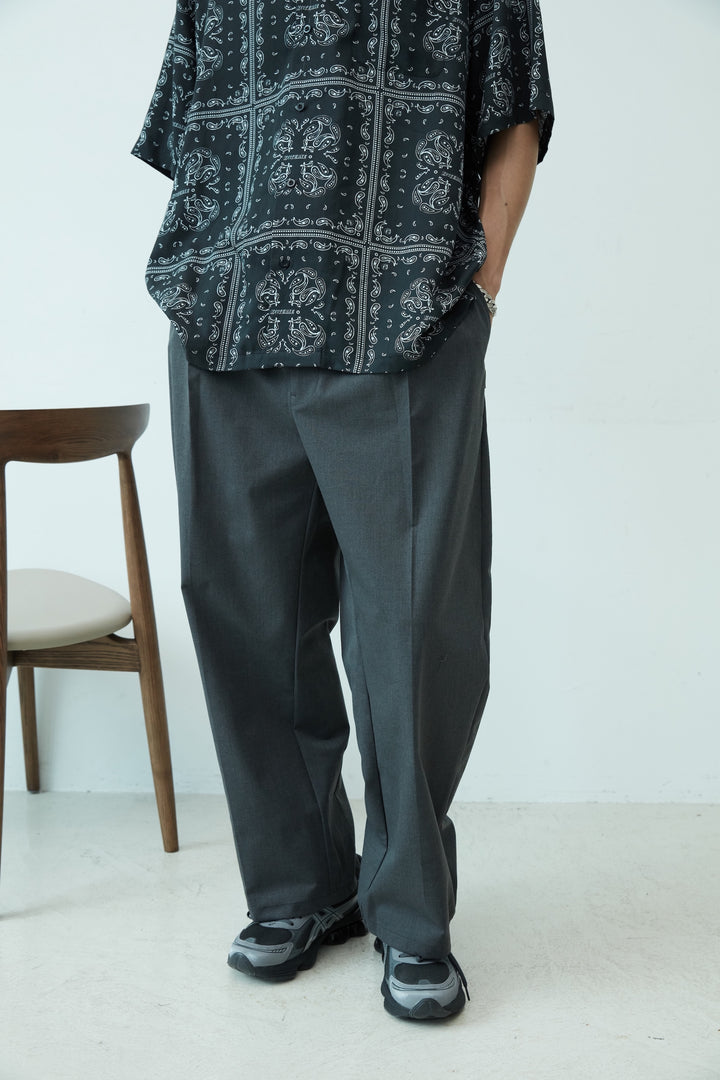 Scimitar Pleated Pants