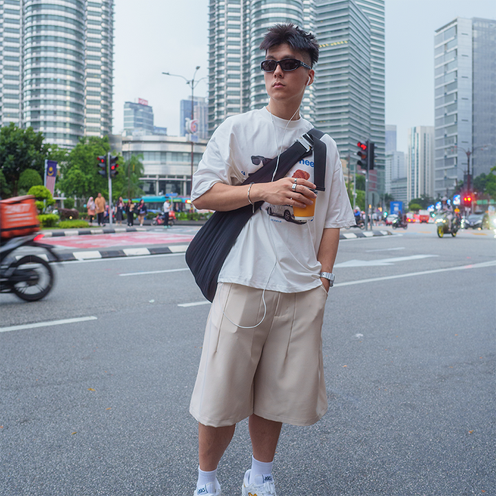 BEIGE PLEATED SHORTS