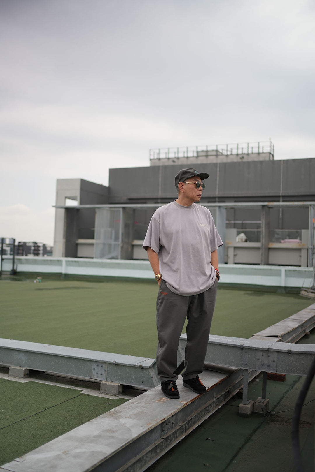 Essential Set – 083