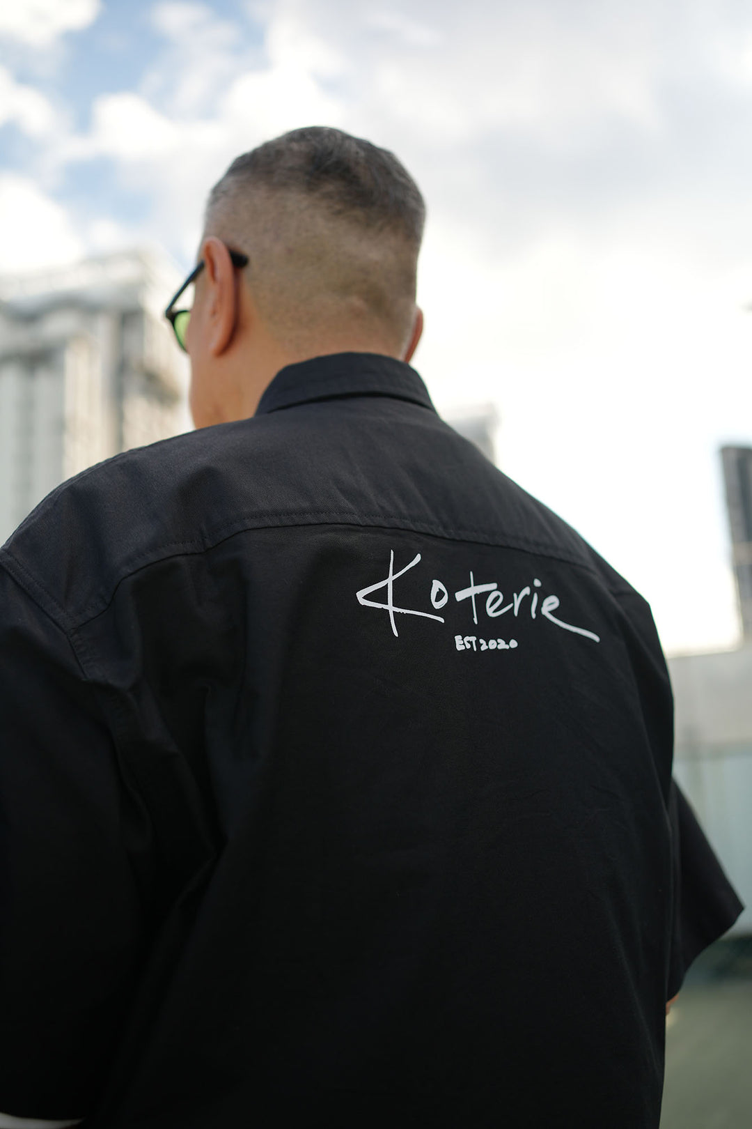 T100 Handsketched Logo SS Oxford Shirt