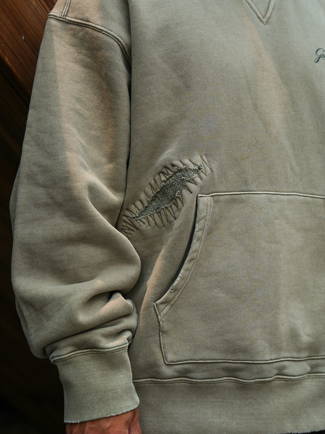 LAPRIMA HEAVYWEIGHT BATIK DESTROYED SWEATSHIRT