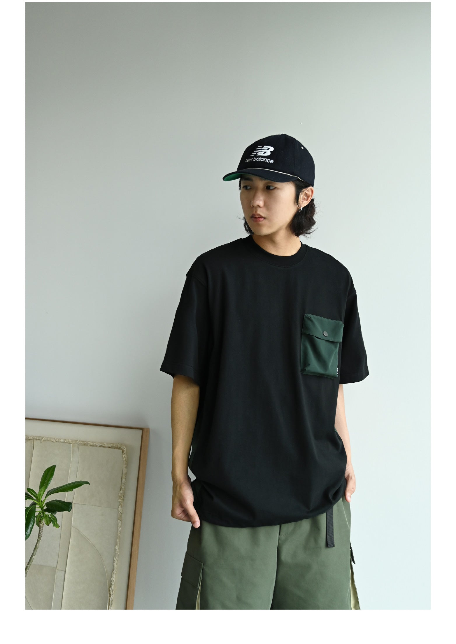 contrast pocket tee
