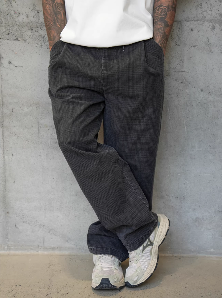 LAPRIMA PIGMENT DYED PANTS