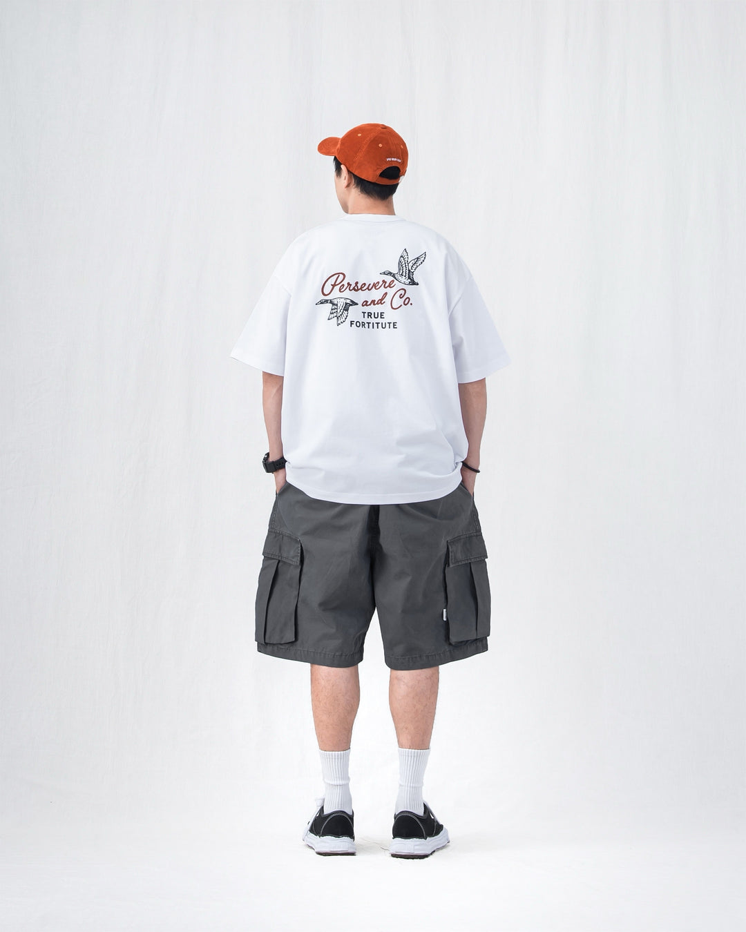 CHAIN-STITCHED GRAPHIC T-SHIRT